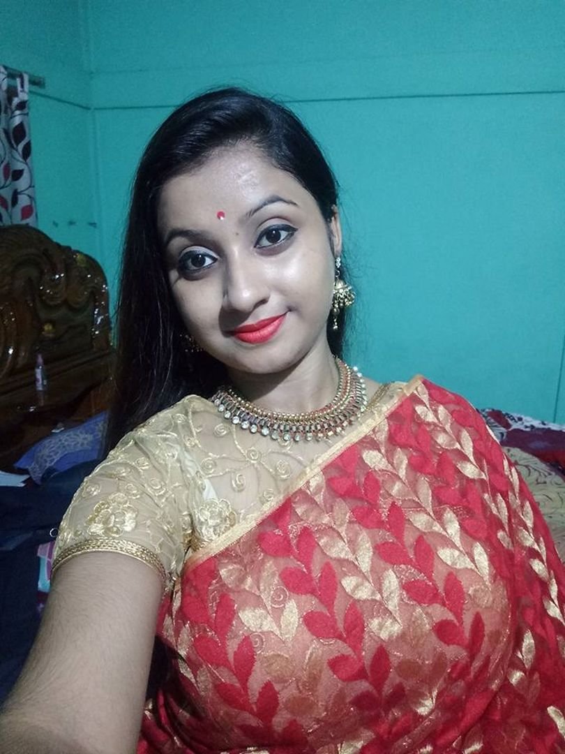 Indian Super Hot Married Wife Having Affairs With 4 Different Guys #3EwG2idN
