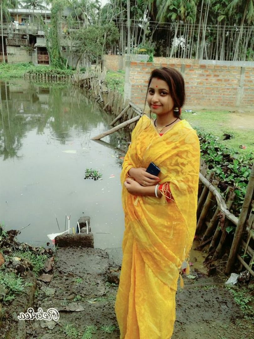 Indian Super Hot Married Wife Having Affairs With 4 Different Guys #AI4SncvF