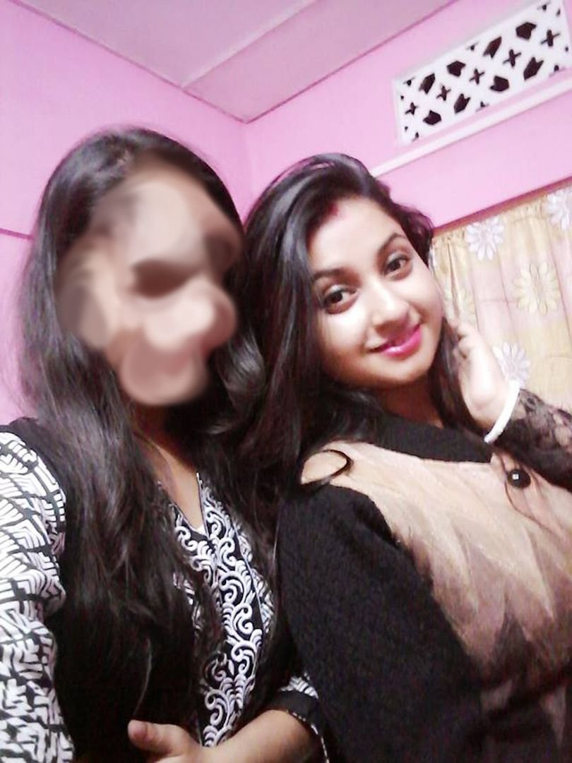 Indian Super Hot Married Wife Having Affairs With 4 Different Guys #Agsb3WJD