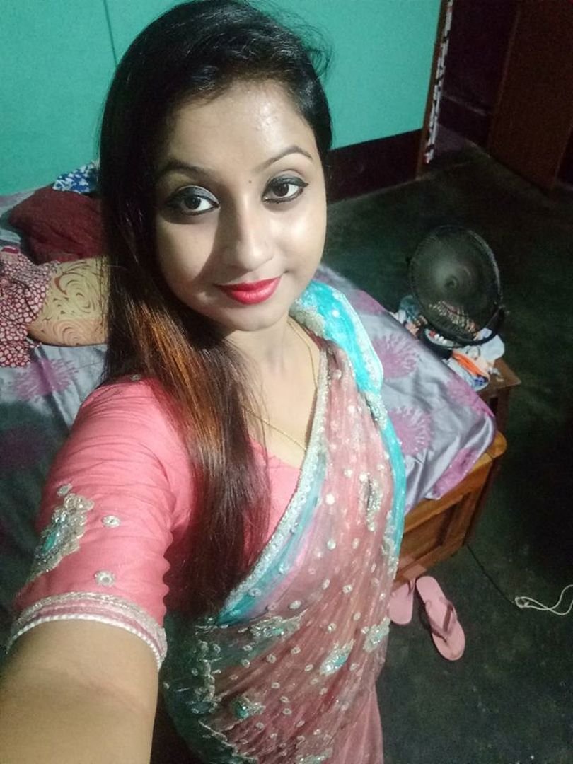 Indian Super Hot Married Wife Having Affairs With 4 Different Guys #RqpgT20B