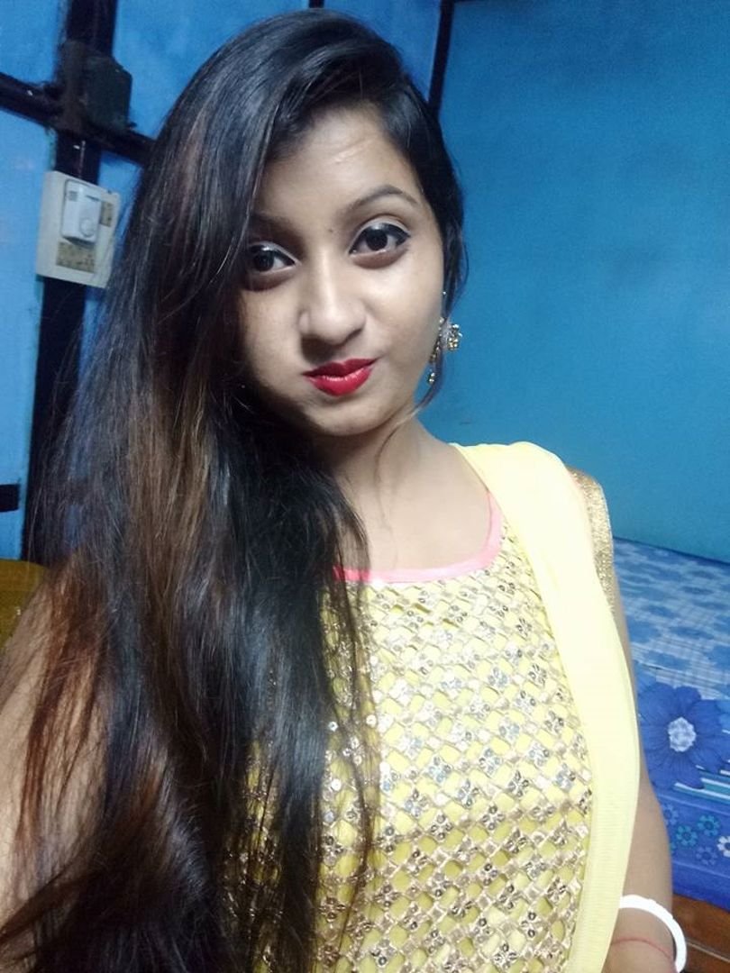 Indian Super Hot Married Wife Having Affairs With 4 Different Guys #XnsfdH1V