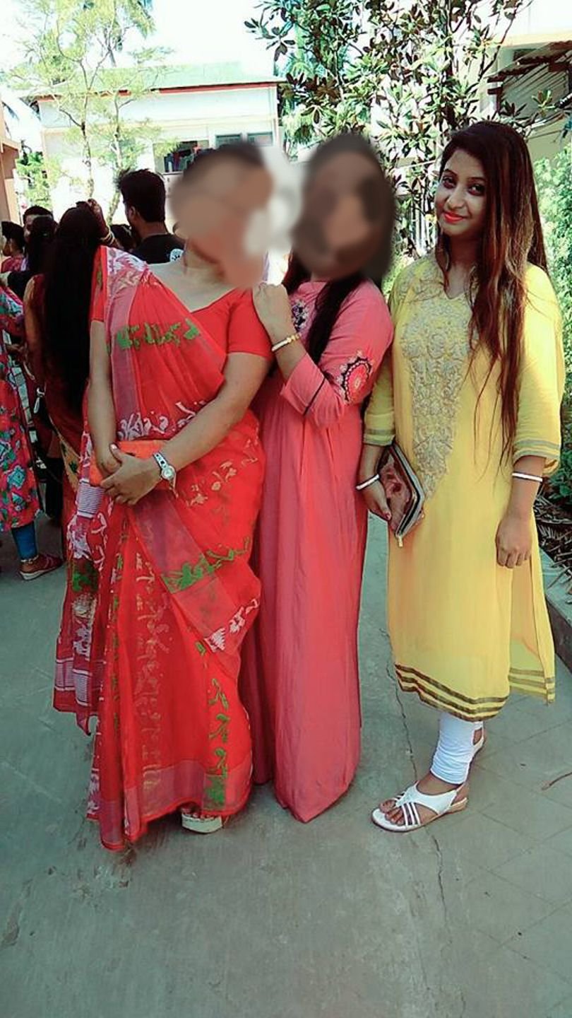 Indian Super Hot Married Wife Having Affairs With 4 Different Guys #ZMHT5vtj
