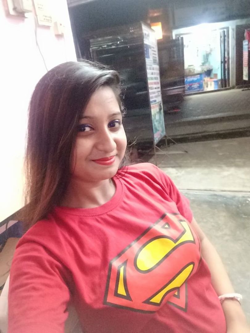 Indian Super Hot Married Wife Having Affairs With 4 Different Guys #nNLDmzgh