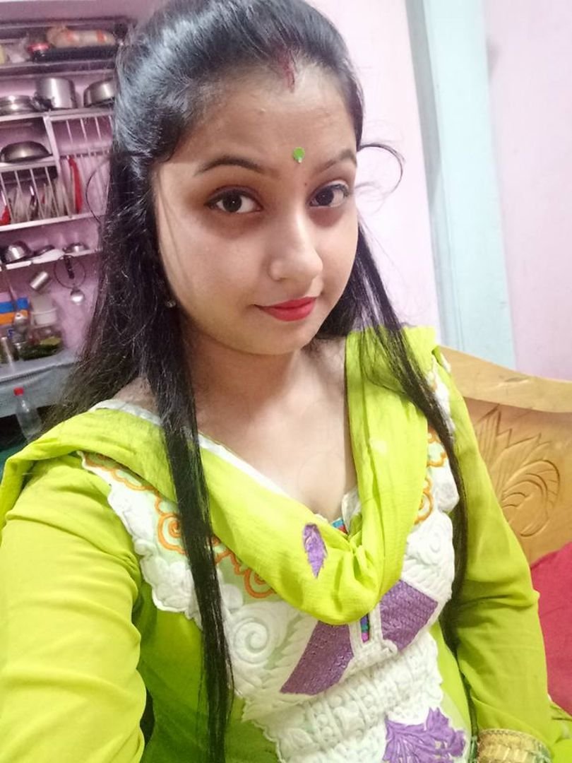 Indian Super Hot Married Wife Having Affairs With 4 Different Guys #pfuKpjRr