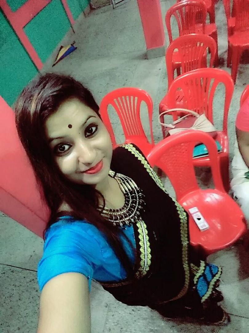 Indian Super Hot Married Wife Having Affairs With 4 Different Guys #yPvOv0RP