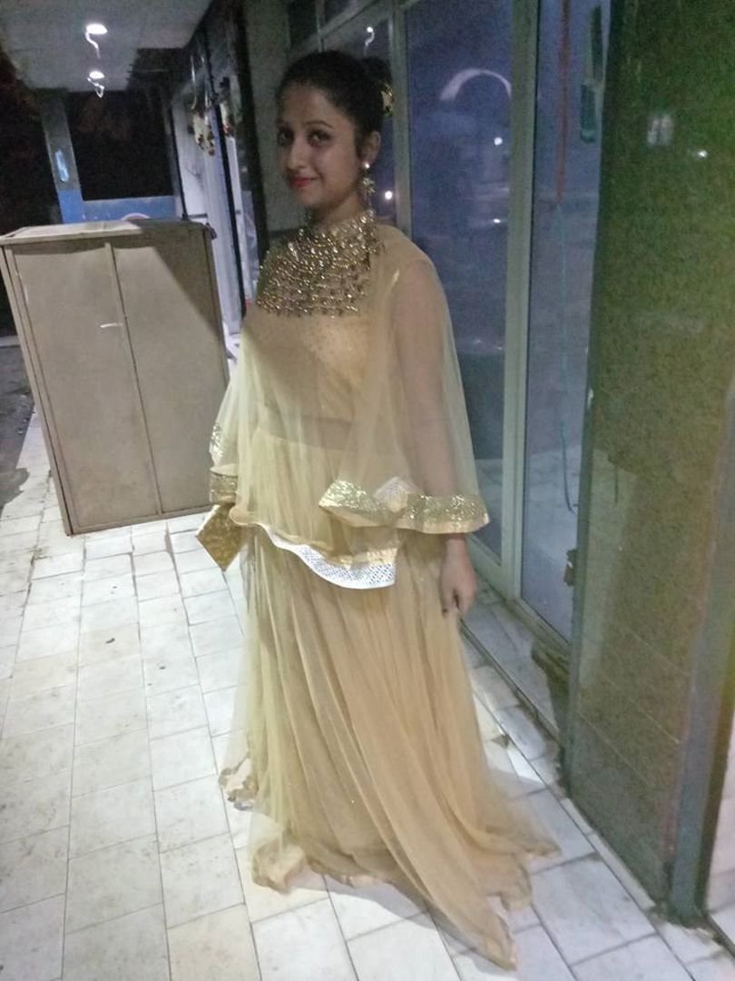 Indian Super Hot Married Wife Having Affairs With 4 Different Guys #zufMGpJ2
