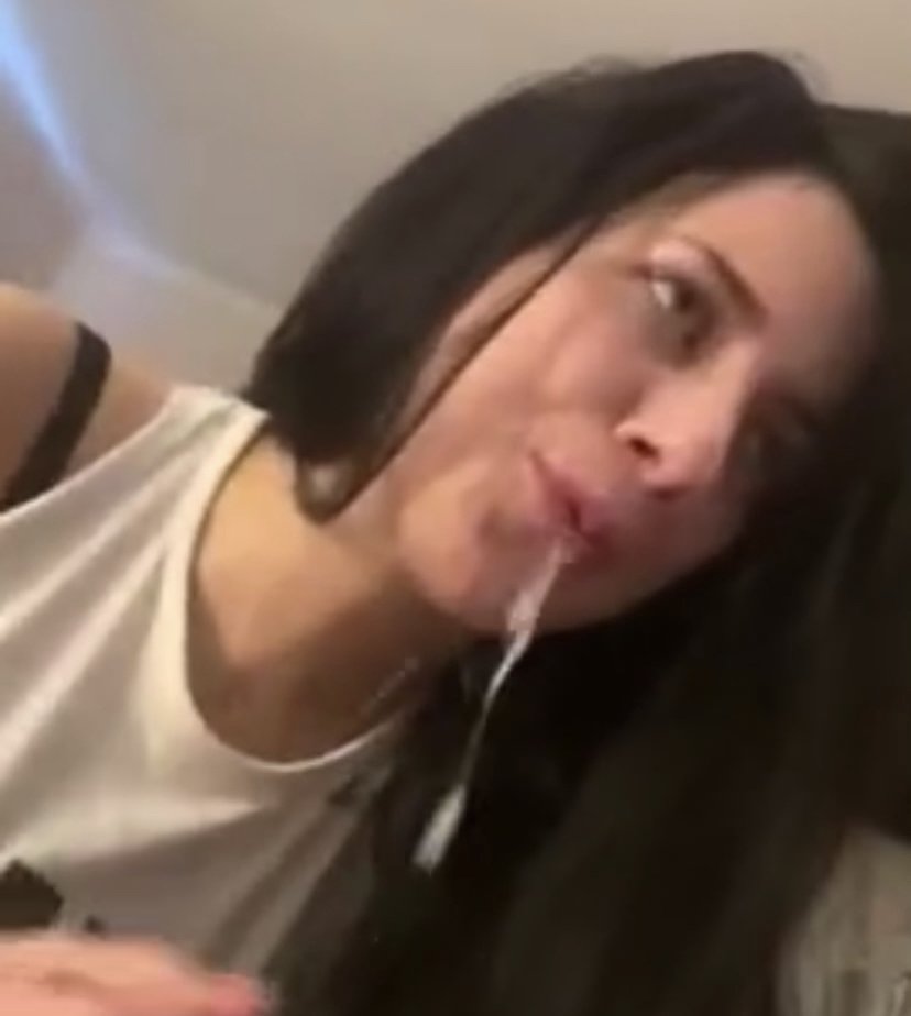 Cumshot In Her Mouth - She Did NOT Want Cum In Her Mouth - Porn - EroMe
