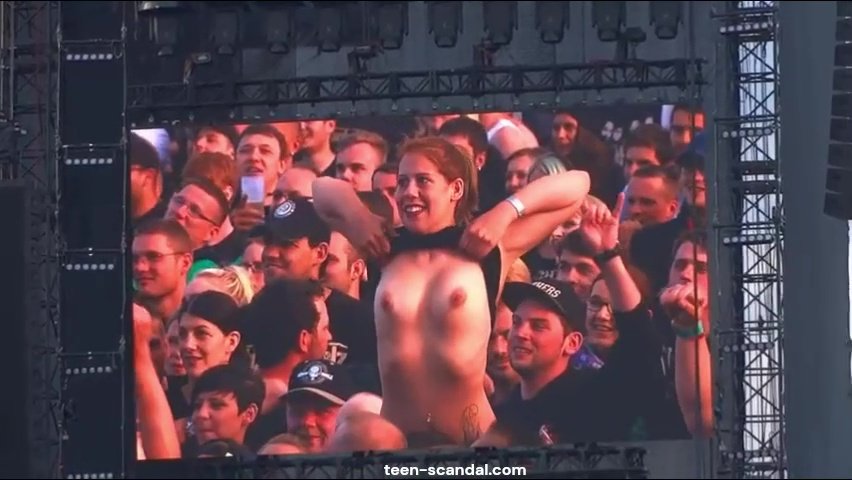 Tits Concerts - flashing concert tits (3) - Porn Videos & Photos - EroMe