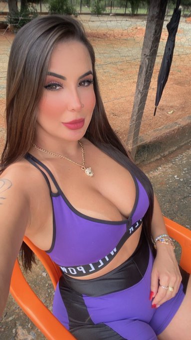 Aline Dias @alinezitadias #B467INOr