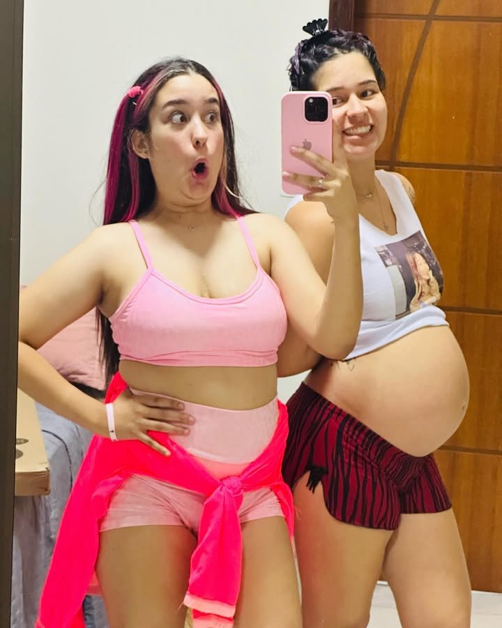 Mais da Emily #4LJcuX0a