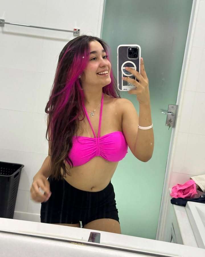 Mais da Emily #6aJMCGzS