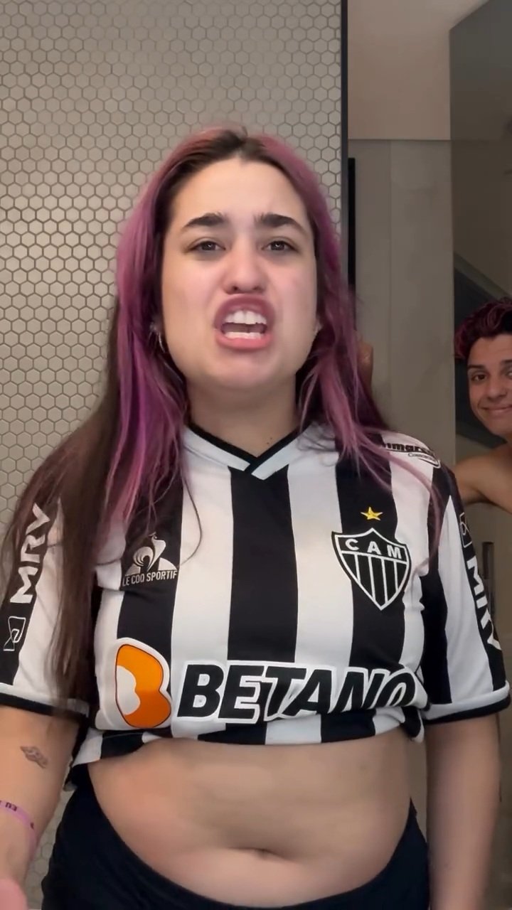 Mais da Emily #6pE5Nw54