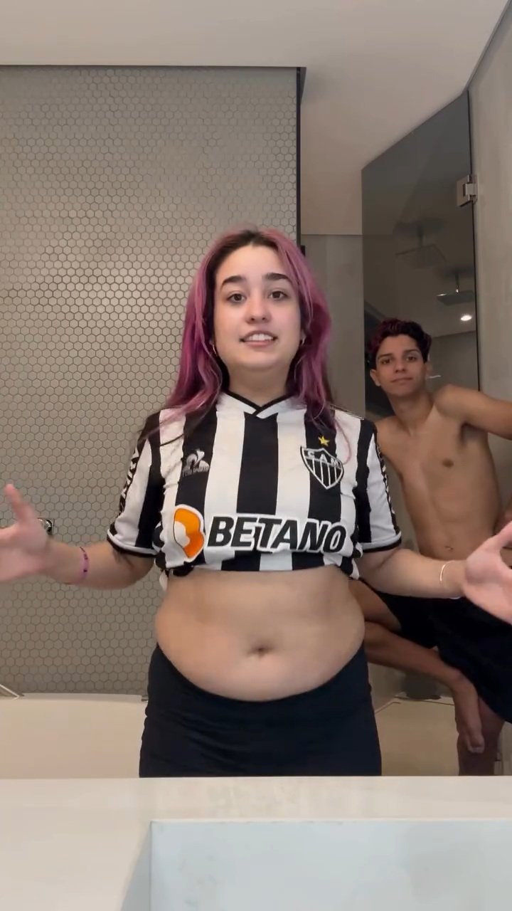 Mais da Emily #fkbc1LQr