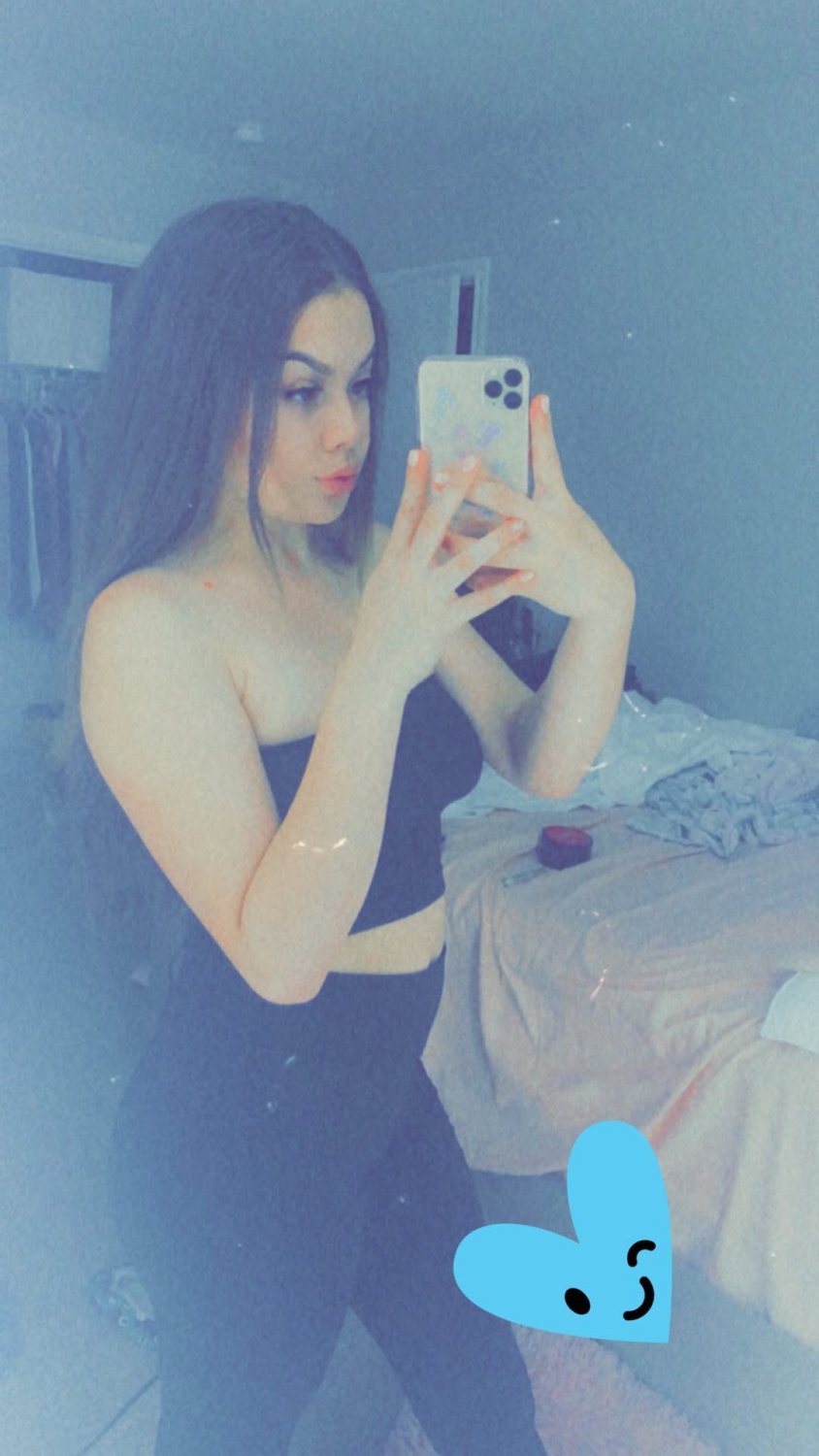 -friends Latina Webslut wife’s Snapchat leaked- #3jUEgXwC