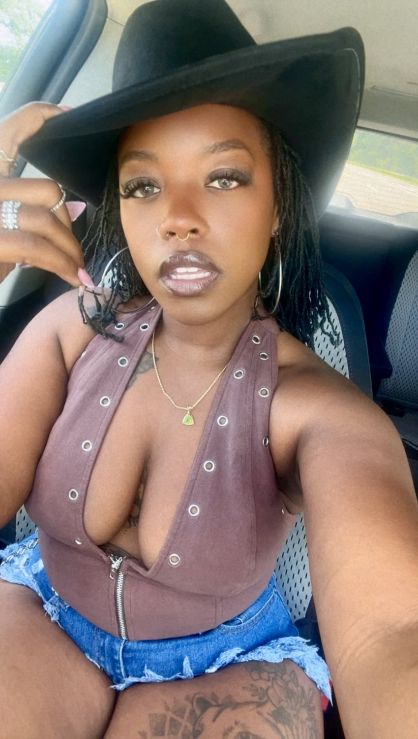 Big tit Ebony MILF exposed #POTA9AnO