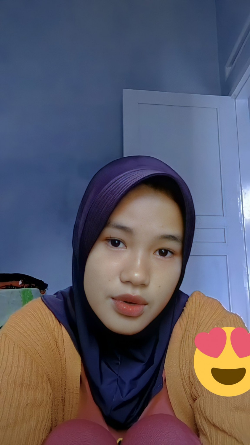Porn Indonesia - Teen hijab slut Indonesia - Porn Videos & Photos - EroMe